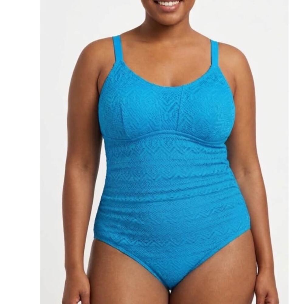 Torrid Plus Size 4 Blue Sea Wire Free Crochet Padded One Piece Swimsuit New 4X